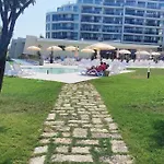 Skyline 20 With Sea View And Pool Lejlighed Varna